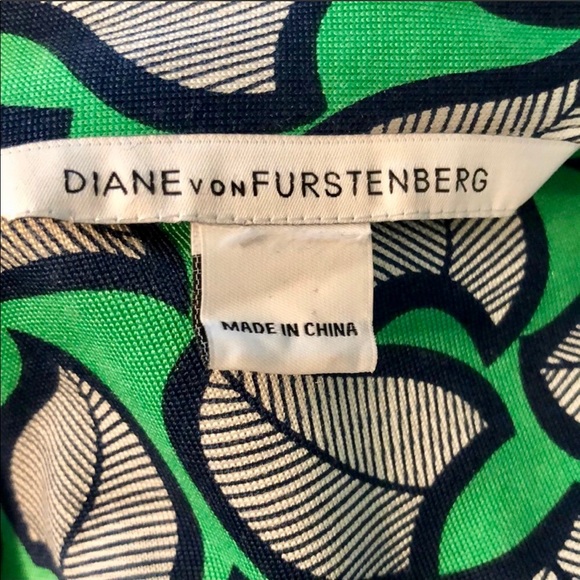 Diane Von Furstenberg Printed Shirt Dress - Picture 8 of 8